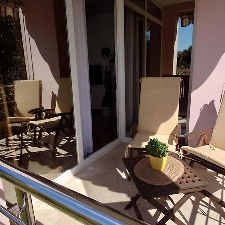 Apartments Lola Rovinj Bagian luar foto